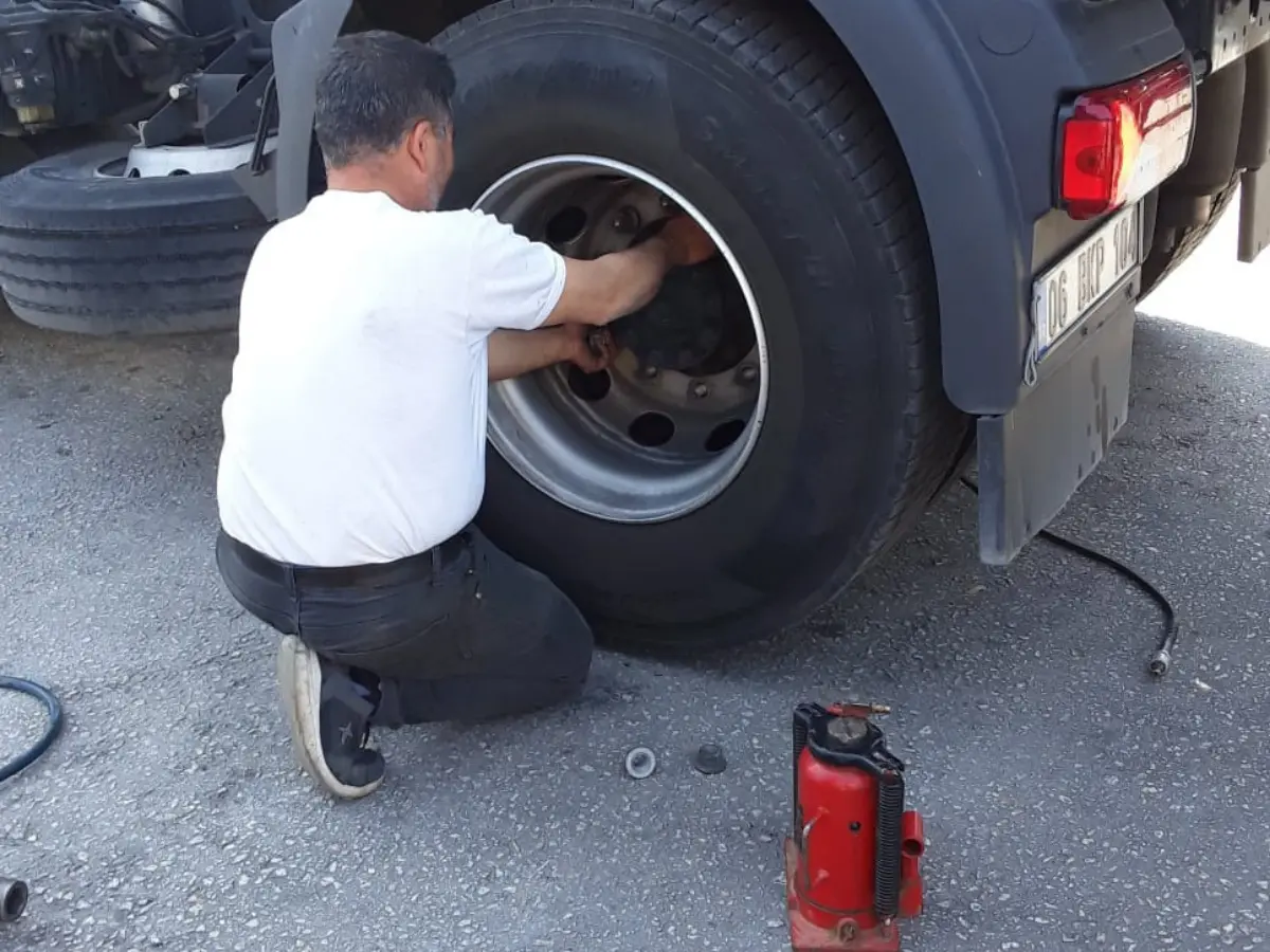 Sarnıç Oto Lastikçi